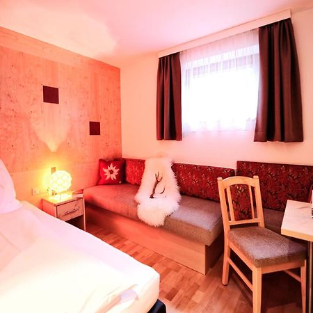 Apart Almrausch Ischgl Habitación foto
